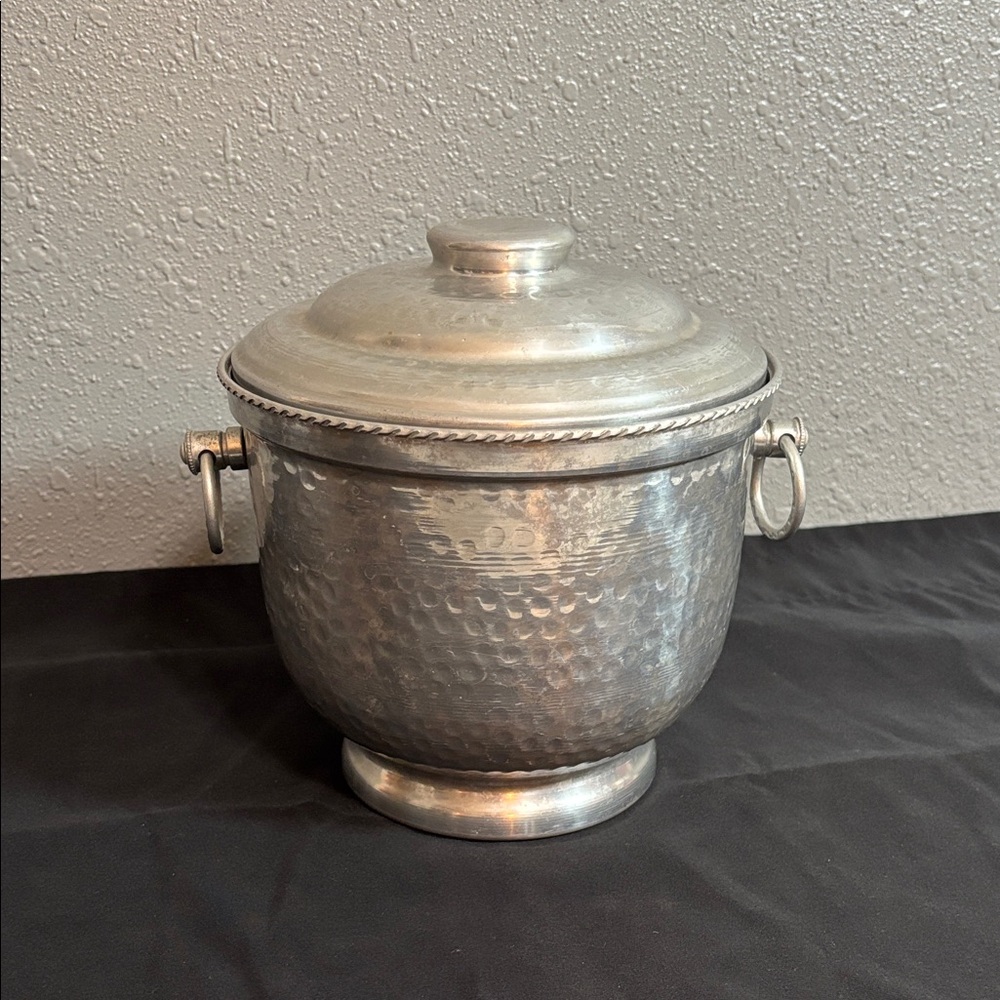 Vintage Hammered Aluminum Ice Bucket - Picture 2 of 11